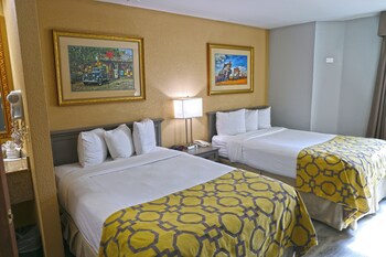 Room, 2 Full Beds, Non Smoking