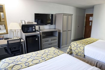 Room, 2 Full Beds, Non Smoking