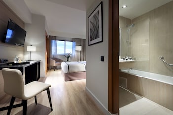 Economy Double Room, Courtyard View (Parking included)