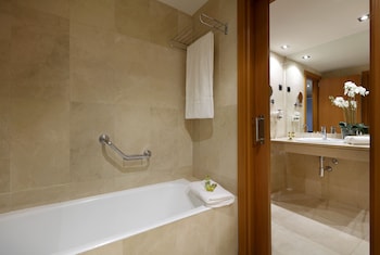 Triple Room (3 Adults)