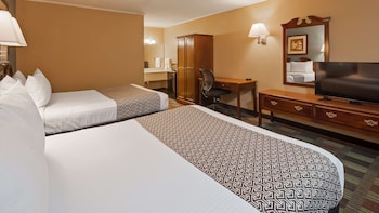 Standard Room, 2 Queen Beds, Smoking, Refrigerator & Microwave