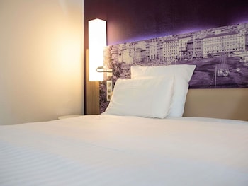 Superior Room, 1 King Bed