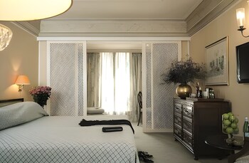 Double Loggia Room