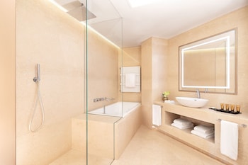 Suite, 1 Double Bed (View)