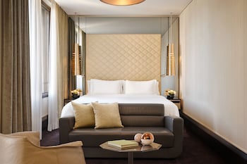 Room, 1 King Bed (View)