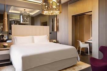 Signature Suite, 1 King Bed
