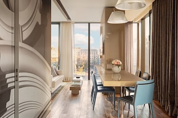 Panoramic Suite, 1 King Bed (View)