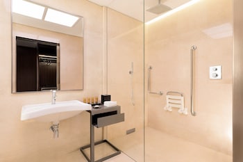 Premium Room, 1 King Bed