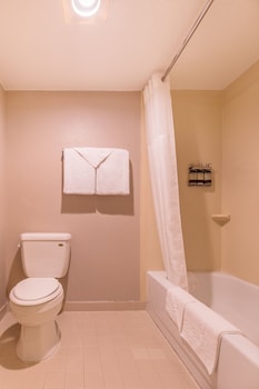 Family Suite, 2 Bedrooms (Artist)
