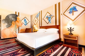 Room, 1 King Bed (Artist)