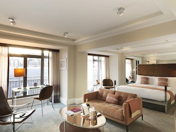Suite (Mayfair)