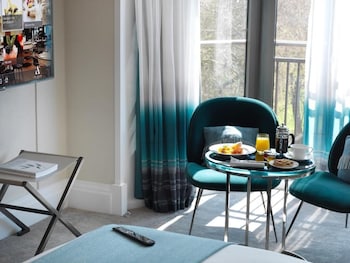 Room, Park View