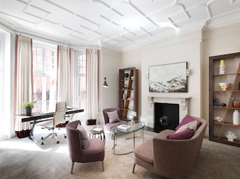 Room (Townhouse Residences)