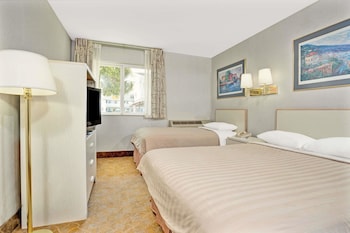 Double Room, 2 Double Beds