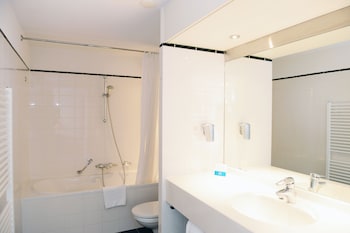 Deluxe Room, 2 Twin Beds