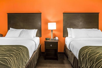 Standard Room, 2 Queen Beds, Non Smoking