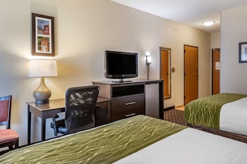 Room, 2 Queen Beds, Accessible, Non Smoking (Accessible Tub)