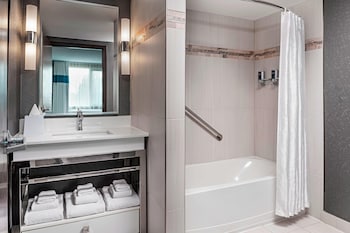 Suite, 2 Double Beds, Tower