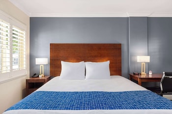 Room, 1 King Bed, Accessible, Non Smoking
