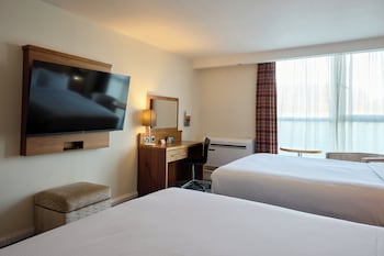 Standard Room, 2 Double Beds (Minifridge)