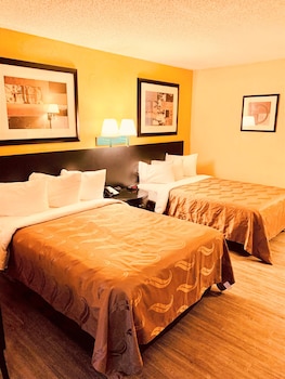 Suite, 2 Double Beds, Non Smoking (1 Bedroom)