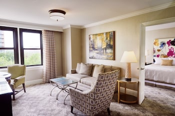 Suite, Multiple Beds