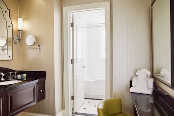 Suite, Multiple Beds