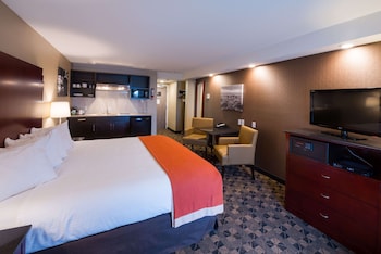 Standard Room, 1 King Bed, Non Smoking, Balcony