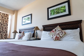 Standard Room, 2 Double Beds, Partial Sea View