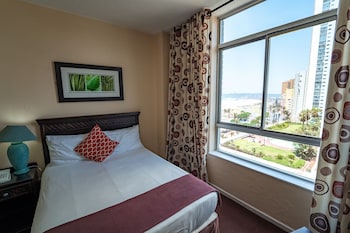 Standard Room, 2 Double Beds, Partial Sea View