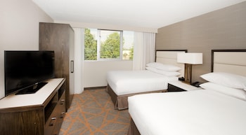 Suite, 2 Double Beds (Hearing)