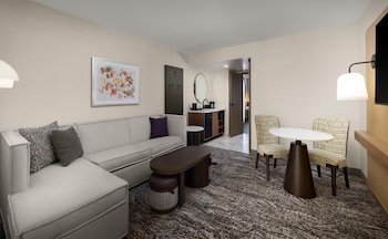 Suite, 2 Double Beds (Hearing)