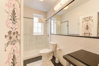 Studio Suite, 1 King Bed