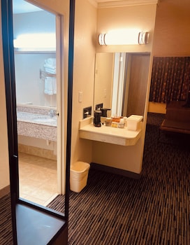 Deluxe Room, 2 Double Beds, Non Smoking