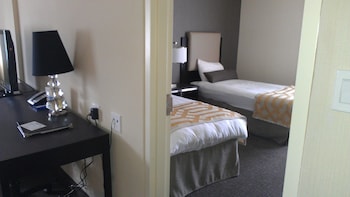 Premium Suite, 2 Bedrooms (Coast Premium 2 BR Suite with Three Beds)