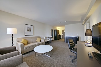 Premium Suite, 2 Bedrooms (Coast Premium 2 BR Suite with 2 Queen)