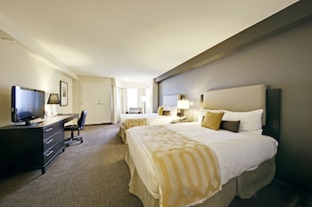 Superior Room, 2 Queen Beds, Valley View (Coast Two Queens with Valley View)