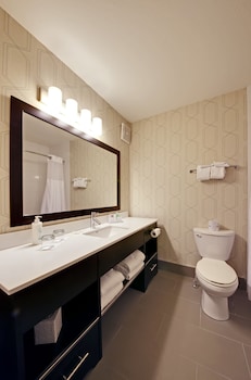 Superior Room, 2 Queen Beds, Valley View (Coast Two Queens with Valley View)