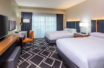Room, 2 Queen Beds, Balcony