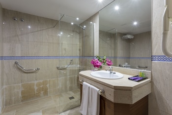 Double Room, Connecting Rooms
