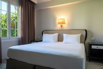 Double Room, Connecting Rooms