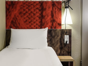 Economy Room (Smart)