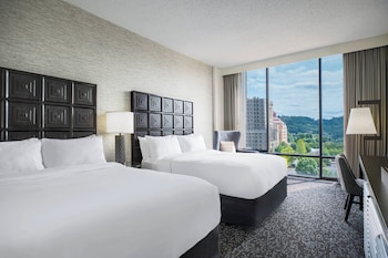 Suite, 1 Bedroom (Suite, 1 Bedroom, 2 Queen Beds, High)