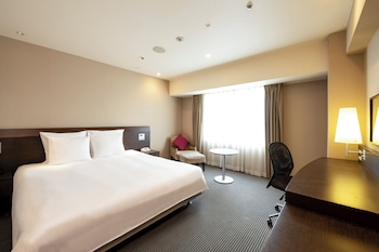 Premium Room, 1 King Bed, City View