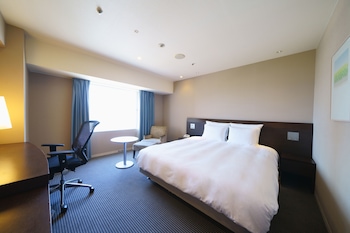Premium Room, 1 King Bed, City View