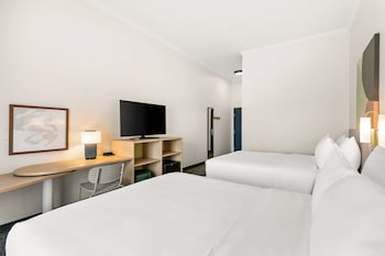 Suite, 2 Queen Beds