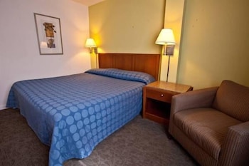 Standard Room, 1 Queen Bed