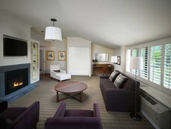 Moss Glen Suite