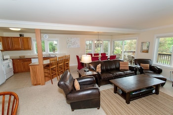 Three Bedroom Resort Home 646A
