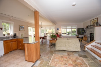 Three Bedroom Resort Home 547A